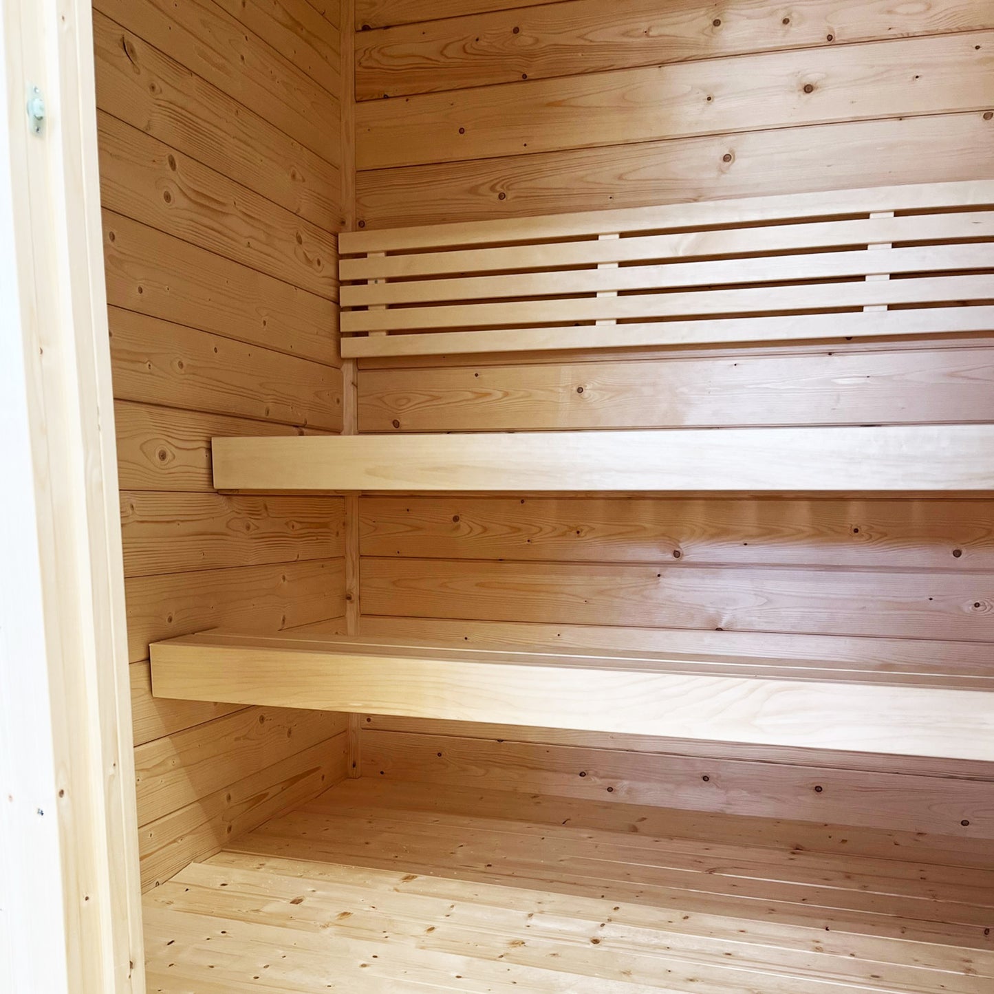 SaunaLife G2 4-Person Traditional Outdoor Sauna